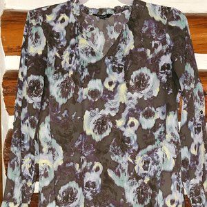 Simply Vera long sleeved dress shirt